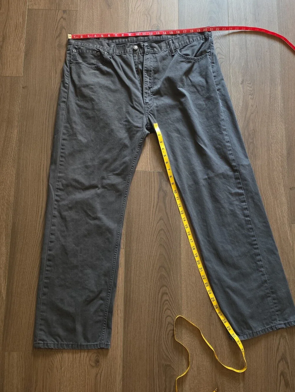 Levi's - 505 Regular Fit Straight Leg Jeans - 42x32 - Graphite Grey